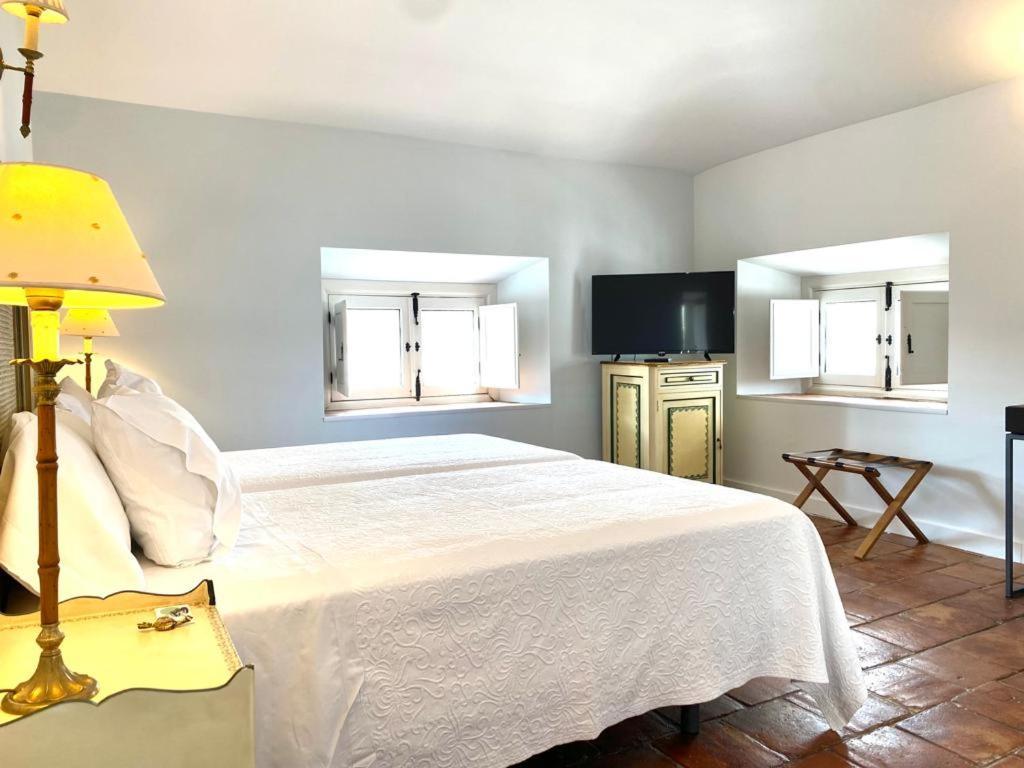 Hotel Boutique Conde De La Corte 4*